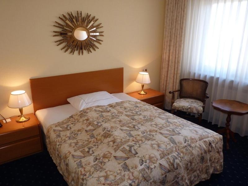 Hotel Brunnenhof ハーナウ・アム・マイン エクステリア 写真